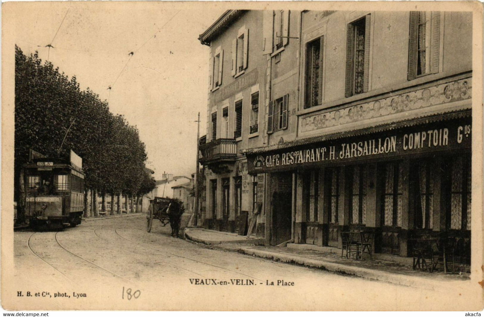 CPA AK VAULX-en-VELIN - Veaux-en-VELIN - La Place (635878) - Vaux-en-Velin