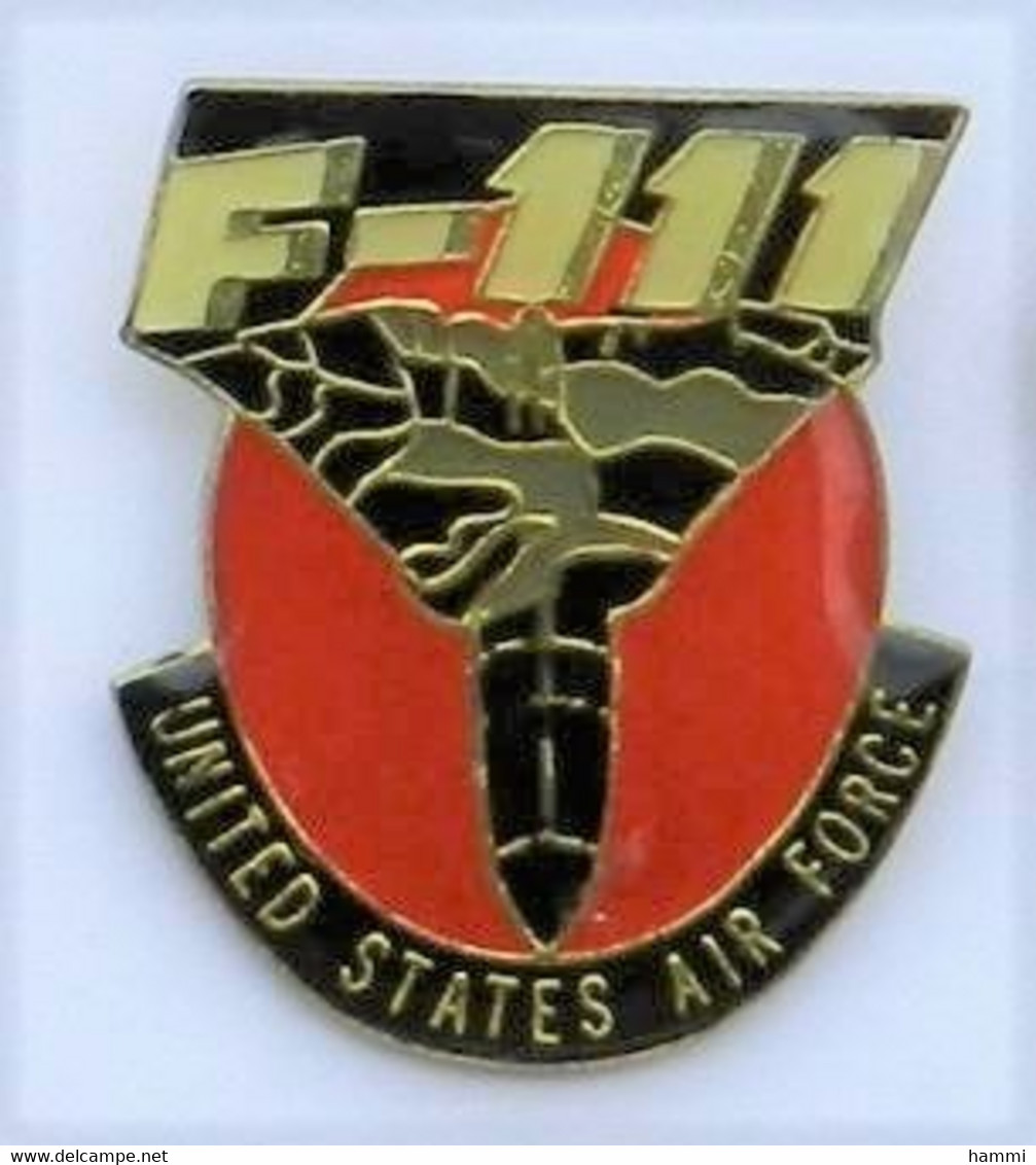 P183 Pin's Espace Space Fusée Usa AVION F111 AIR FORCE  Achat Immédiat - Space