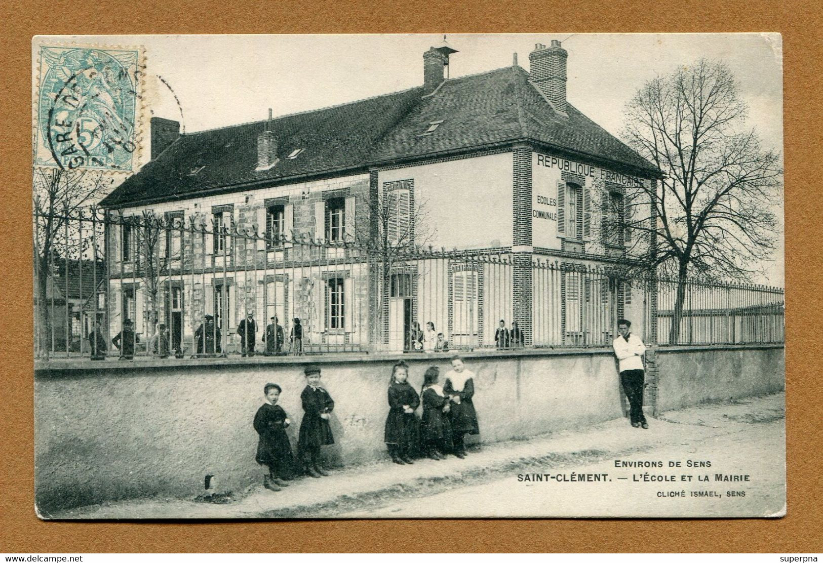 SAINT-CLEMENT  (89) : " L'ECOLE ET LA MAIRIE " - Saint Clement