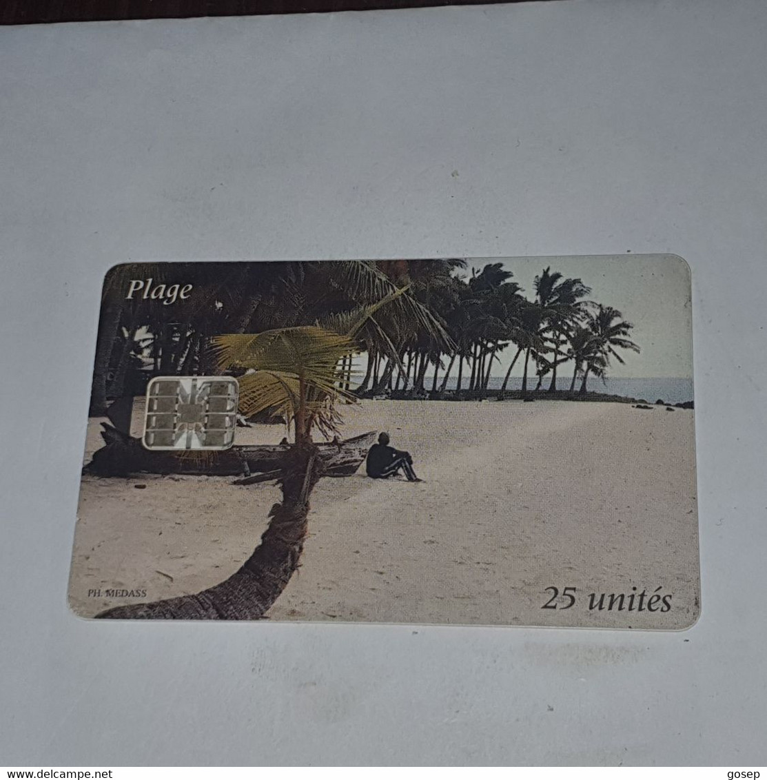 Comores-(KM-OPT-0015B)-beach With Palm Trees-(6)-(25units)-(00774030)-used Card+1card Prepiad/gift Free - Comoros