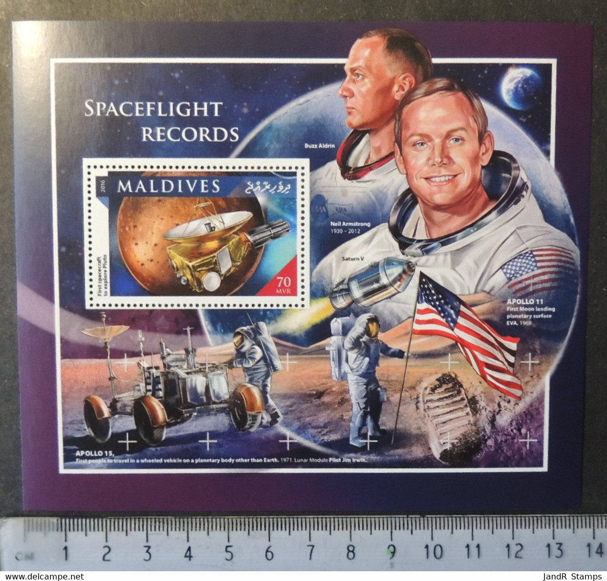 Maldives 2016 Spaceflight Records Apollo 11 Aldrin Armstrong Rockets Flags Moon Rover Saturn 5 Pluto Souvenir Sheet Mnh - Maldives (1965-...)