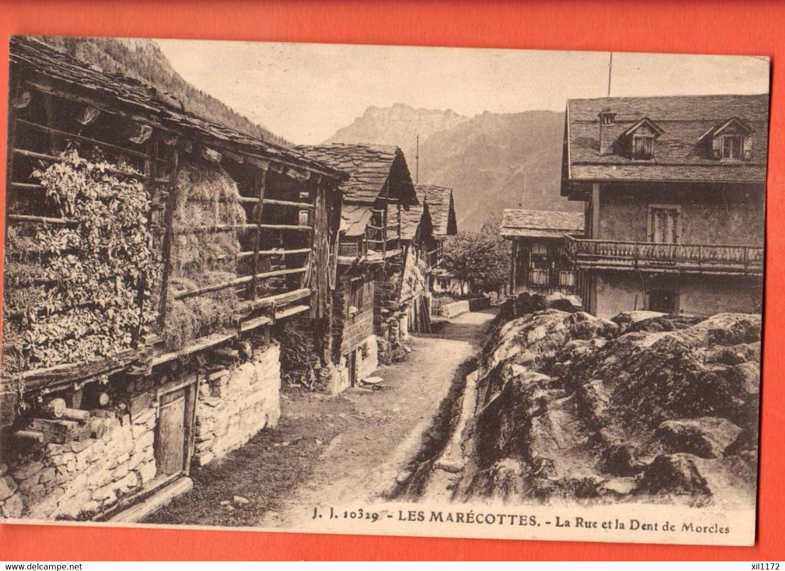 ZMA-10 Les Marécottes Sur Salvan, La Rue Et Dent De Morcles. Granges à Foin. Circulé 1927 Jullien 10319 - Granges