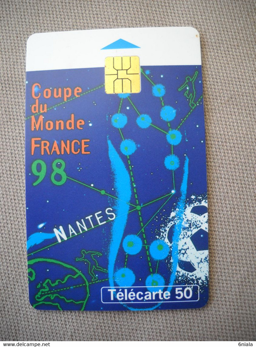 6915 Télécarte  Collection Football  COUPE DU MONDE 98  NANTES Stade De La Beaujoire   (scans Recto Verso) - Deportes