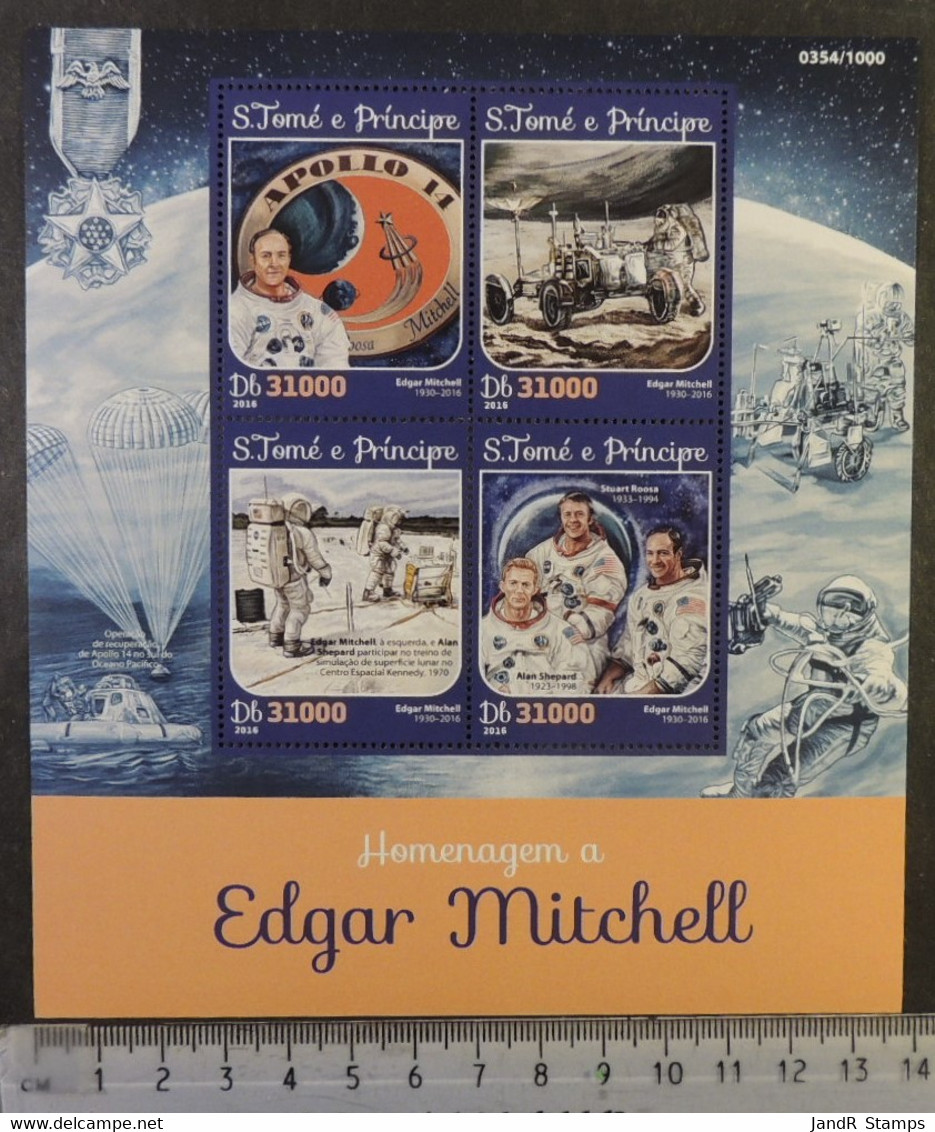 St Thomas 2016 Edgar Mitchell Space Apollo 14 11 Medals Flags Parashute Astronauts M/sheet Mnh - Feuilles Complètes Et Multiples