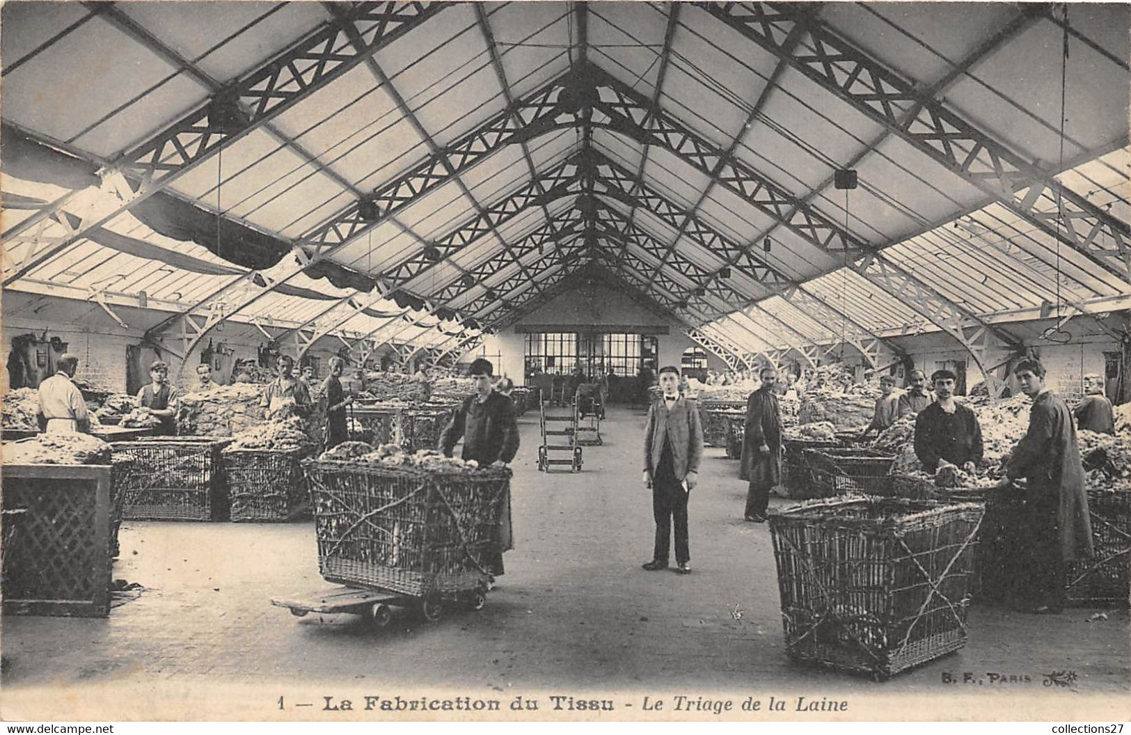 PARIS-75013- LES GOBELINS-LA FABRIQUE DU TISSUS , LE TRIAGE DE LA LAINE - Arrondissement: 13