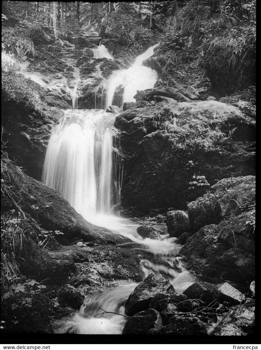 V0478 - VOSGES - RETOURNEMER - Cascade Charlemagne - Plaques De Verre