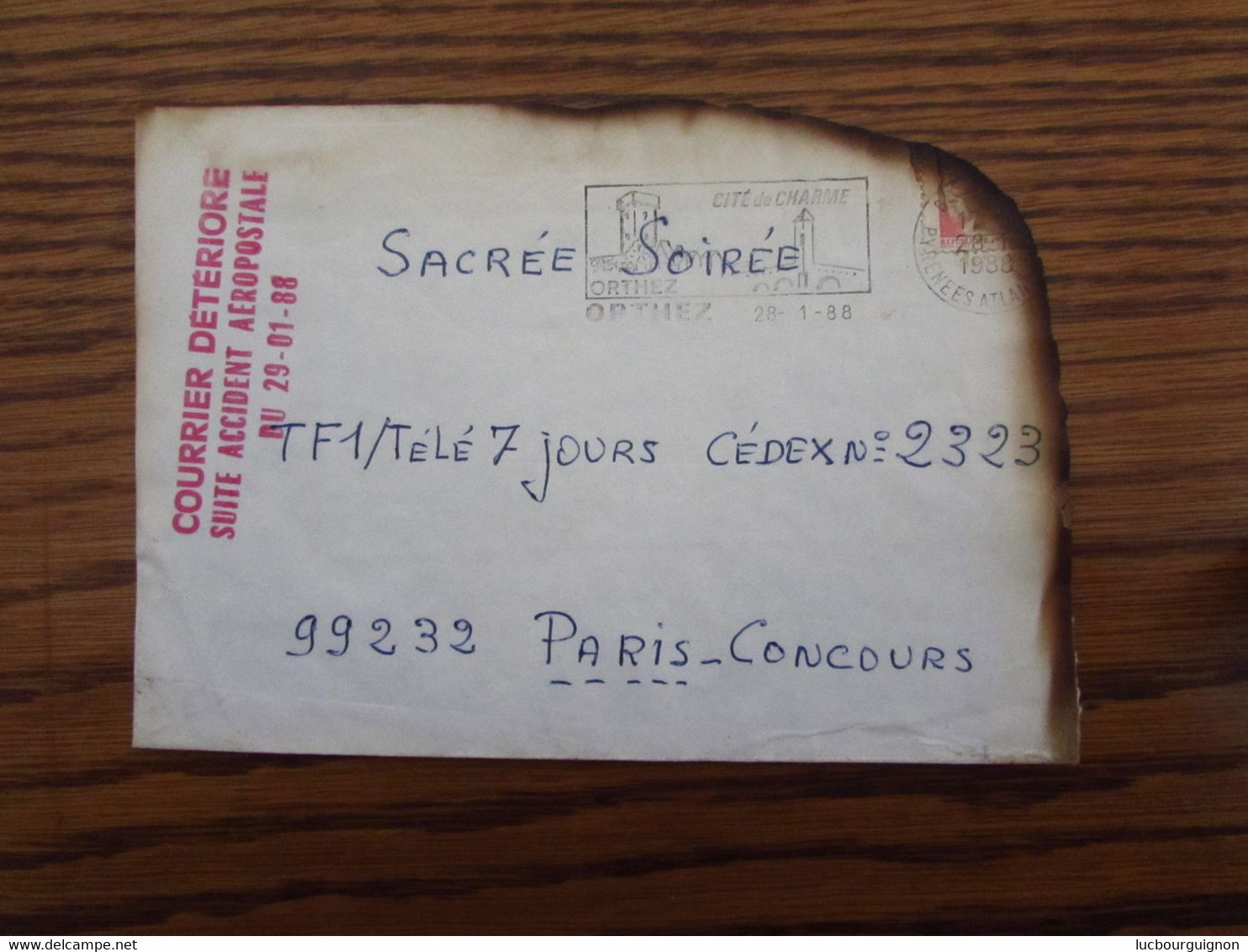 France : Courrier DETERIORE Suite à Un ACCIDENT AEROPOSTALE Le 29-01-1988 + JUSTIFICATIF De La Poste - Lettere Accidentate