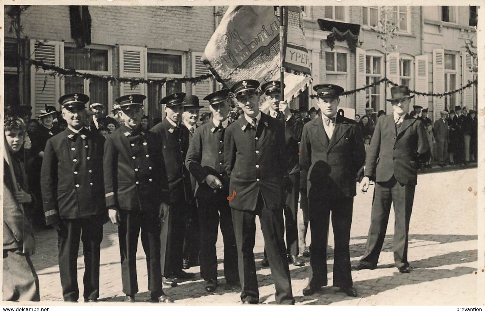 YEPER - Groupe De "Facteurs"- Photo-carte - Ieper