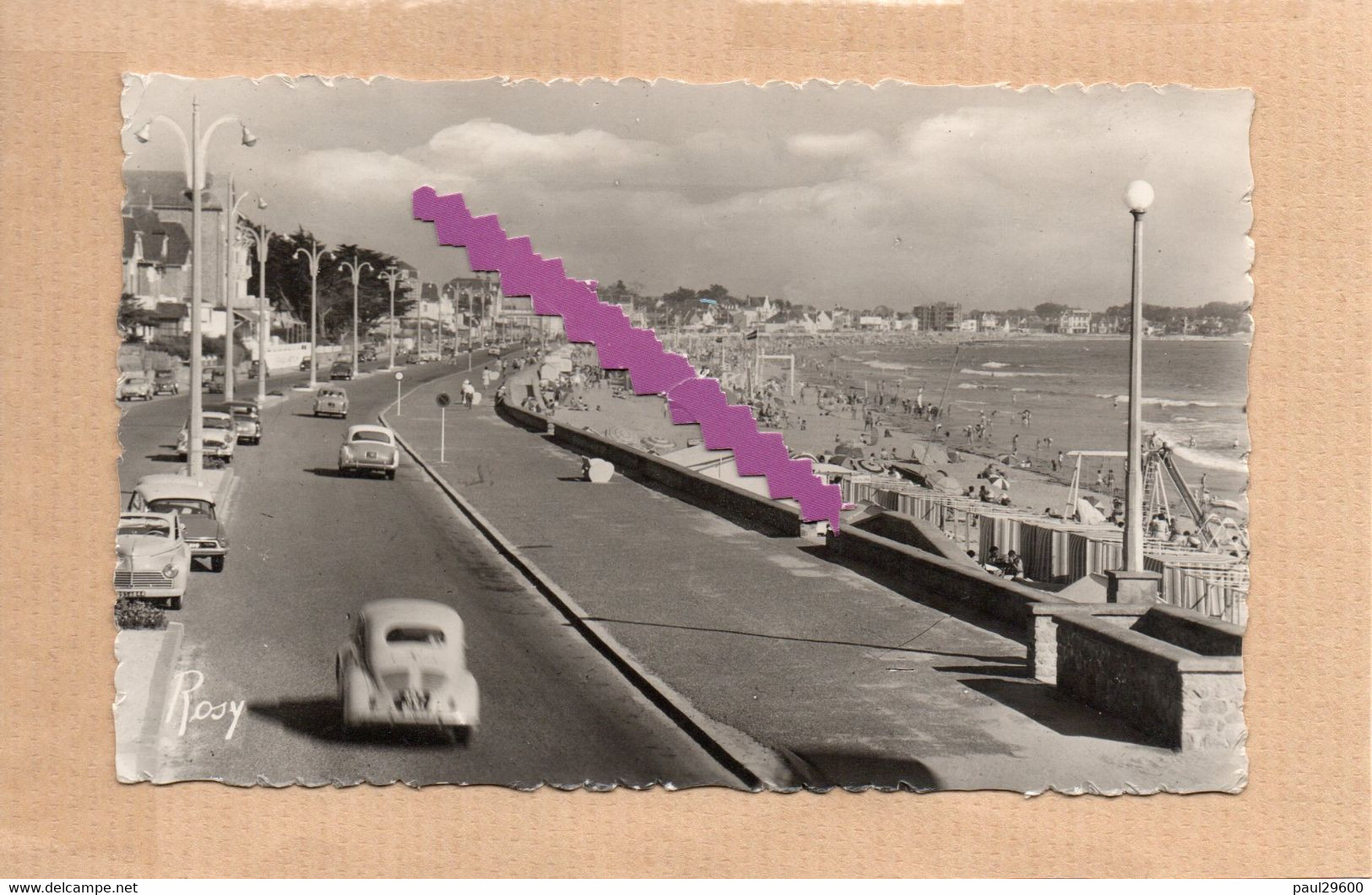 Dept 44 : ( Loire Atlantique ) Pornichet, La Plage, Boulevard Des Océanides, Voitures, Jeux, Renault, Citroën, Peugeot. - Pornichet