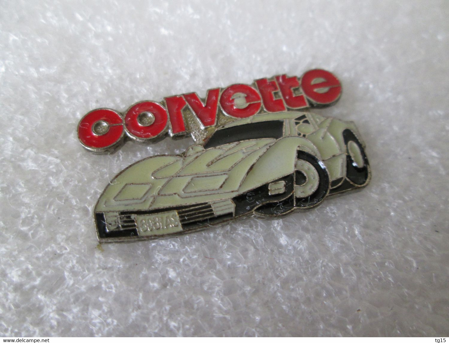 PIN'S      CHEVROLET   CORVETTE - Corvette