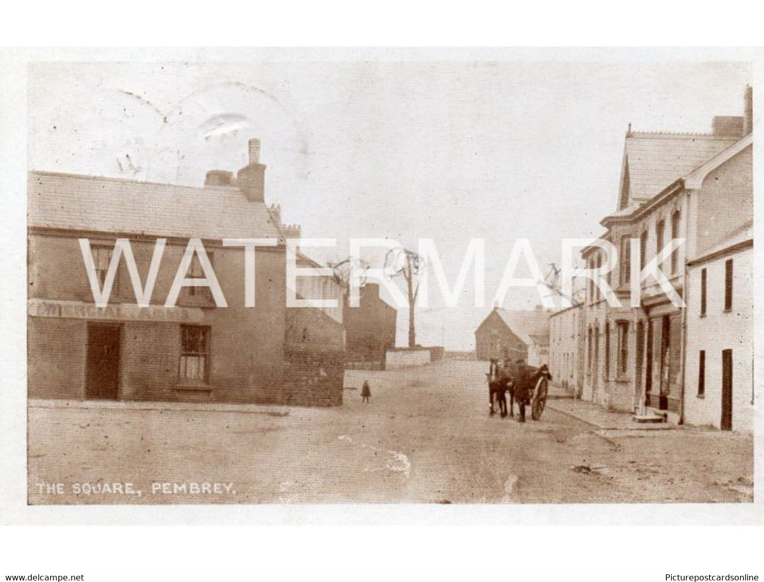 PEMBREY THE SQUARE OLD B/W POSTCARD WALES - Carmarthenshire