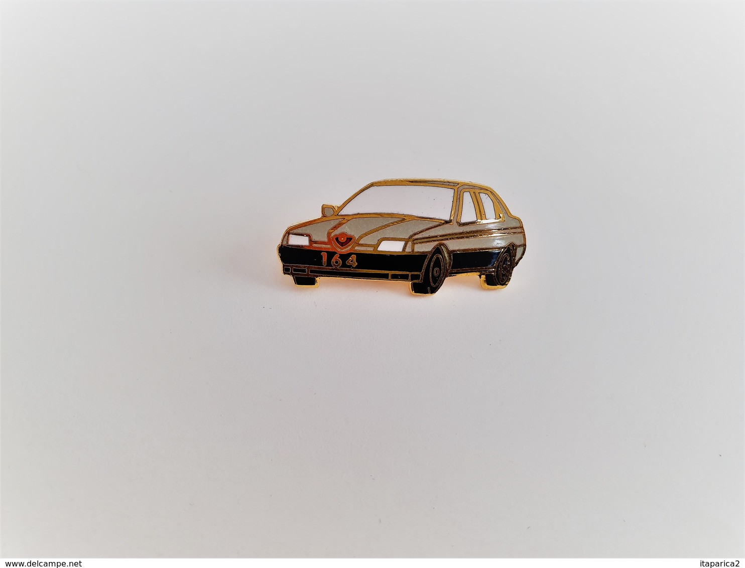 PINS AUTOMOBILE ALFA ROMEO 164 GRISE ET NOIRE / 33NAT - Alfa Romeo