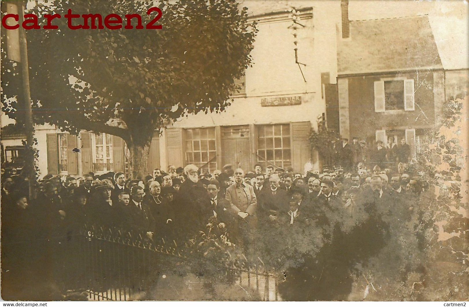 CARTE PHOTO : LE MESNIL-SAINT-DENIS FETE INAUGURATION EVENEMENT A IDENTIFIER 78 YVELINES FAMILLE EUGENE NITHER - Le Mesnil Saint Denis