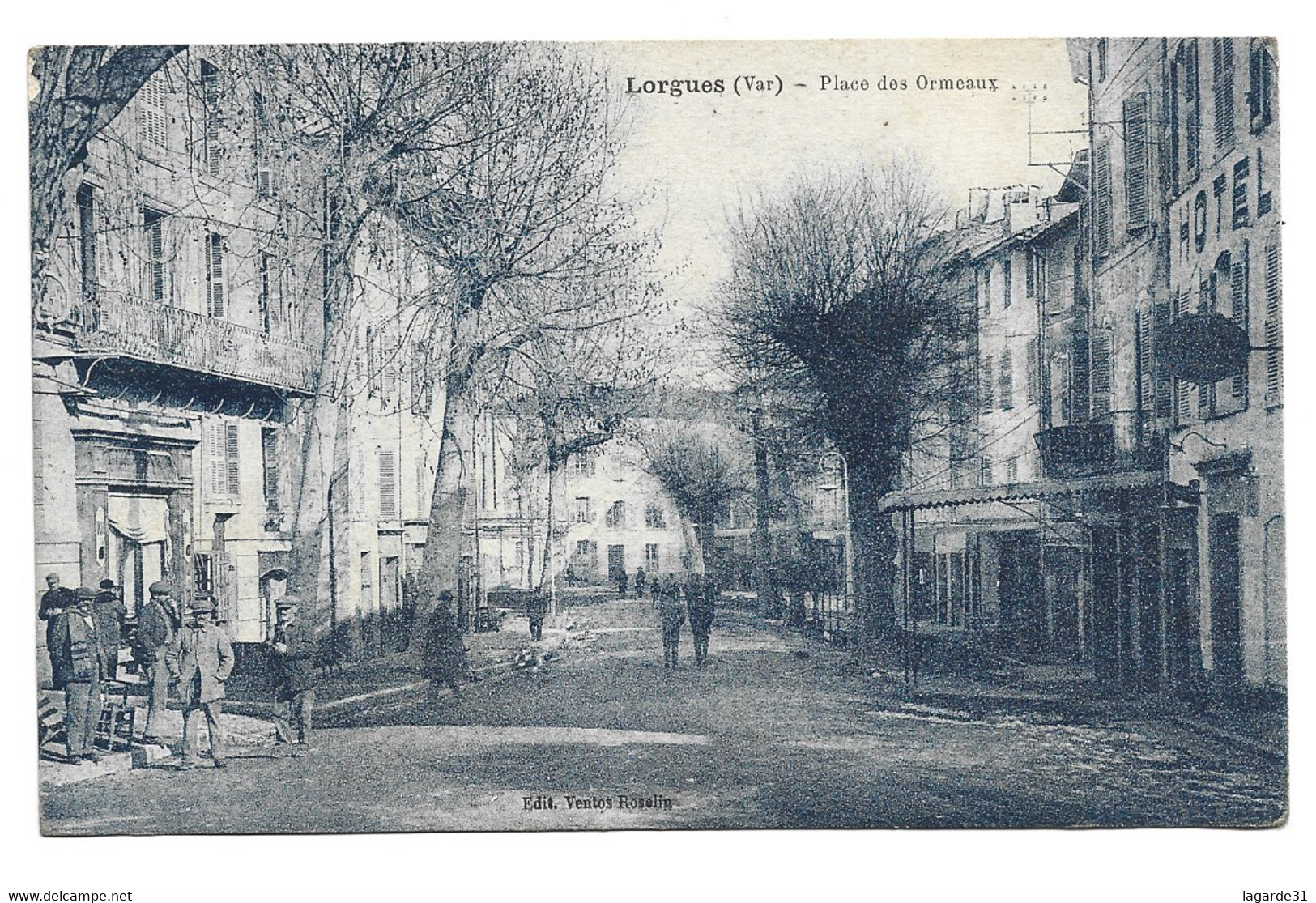 83 LORGUES, Place Des Ormeaux - Lorgues