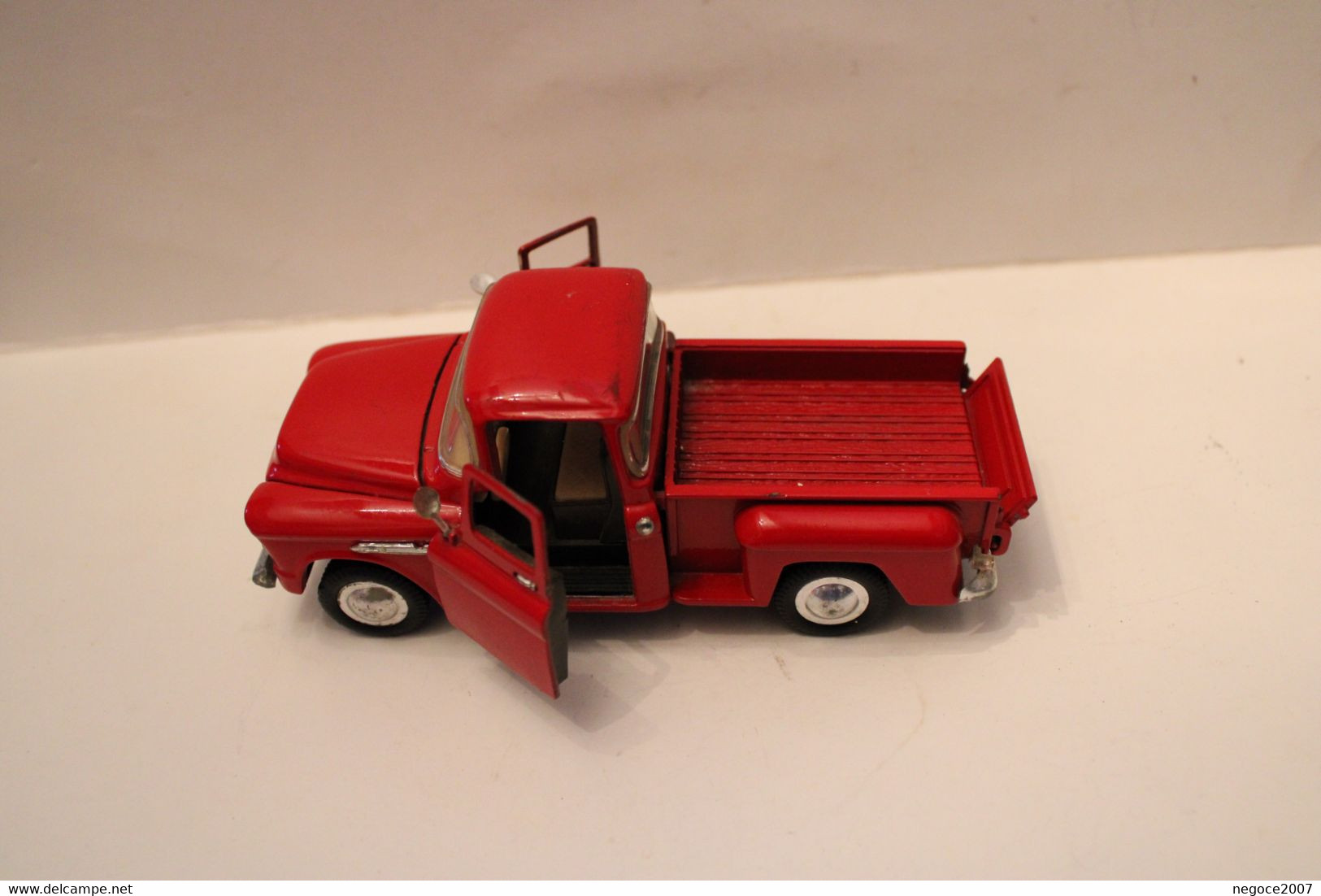 Chevy Stepside Au 1/35éme - Echelle 1:32