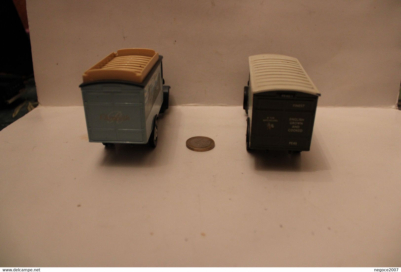 2 Camions Métal Au 1/35éme -Corgi - Corgi Toys