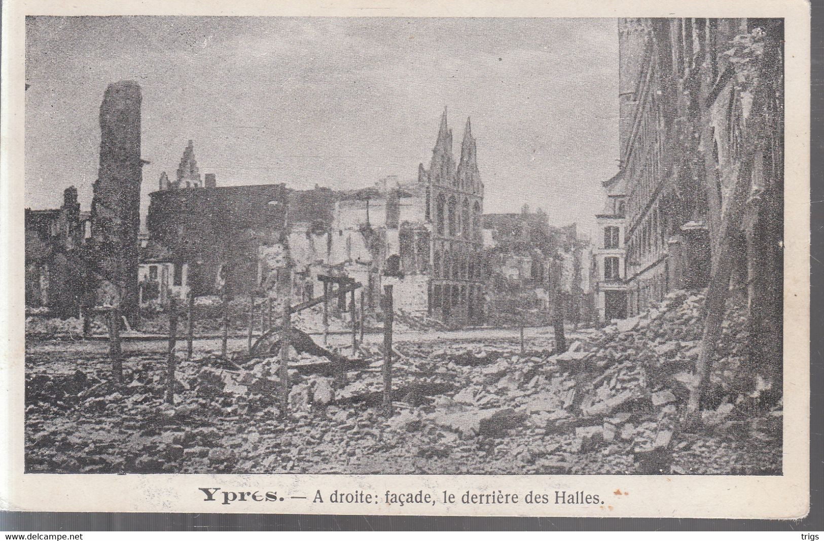 Ypres - Le Derrière Des Halles - Ieper