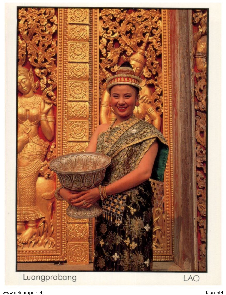 (MM 7) Laos - Young Womans / Jeune Femmes - Buddhism