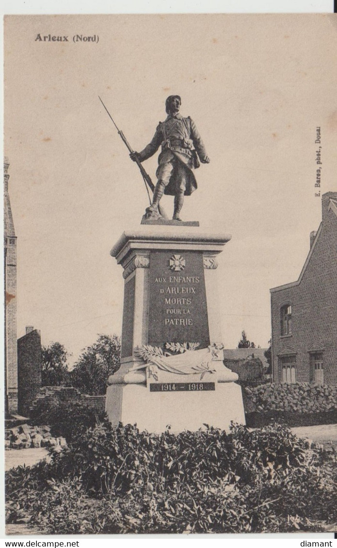 ARLEUX (59) - Monument Aux Enfants Morts Pour La Patrie - Bon état - Arleux