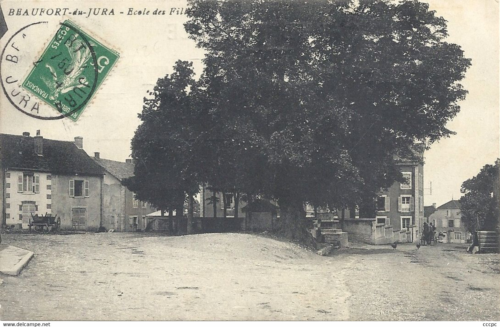 CPA Beaufort-en-Jura Ecole De Filles - Beaufort