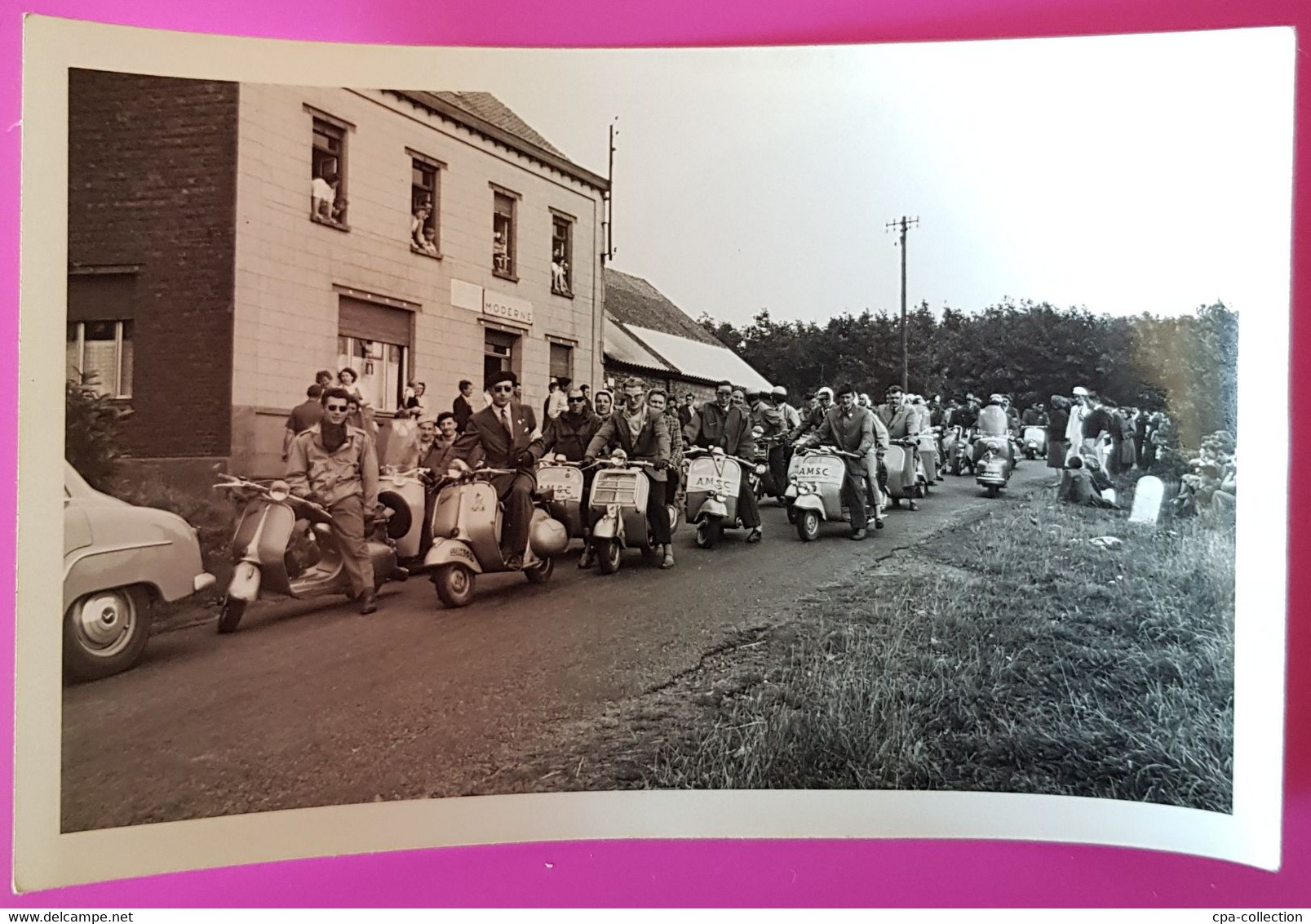 Carte Photo Merville Rassemblement AMSC Club Scooter Vespa Moto Carte Postale 59 Nord Rare Franceville - Merville