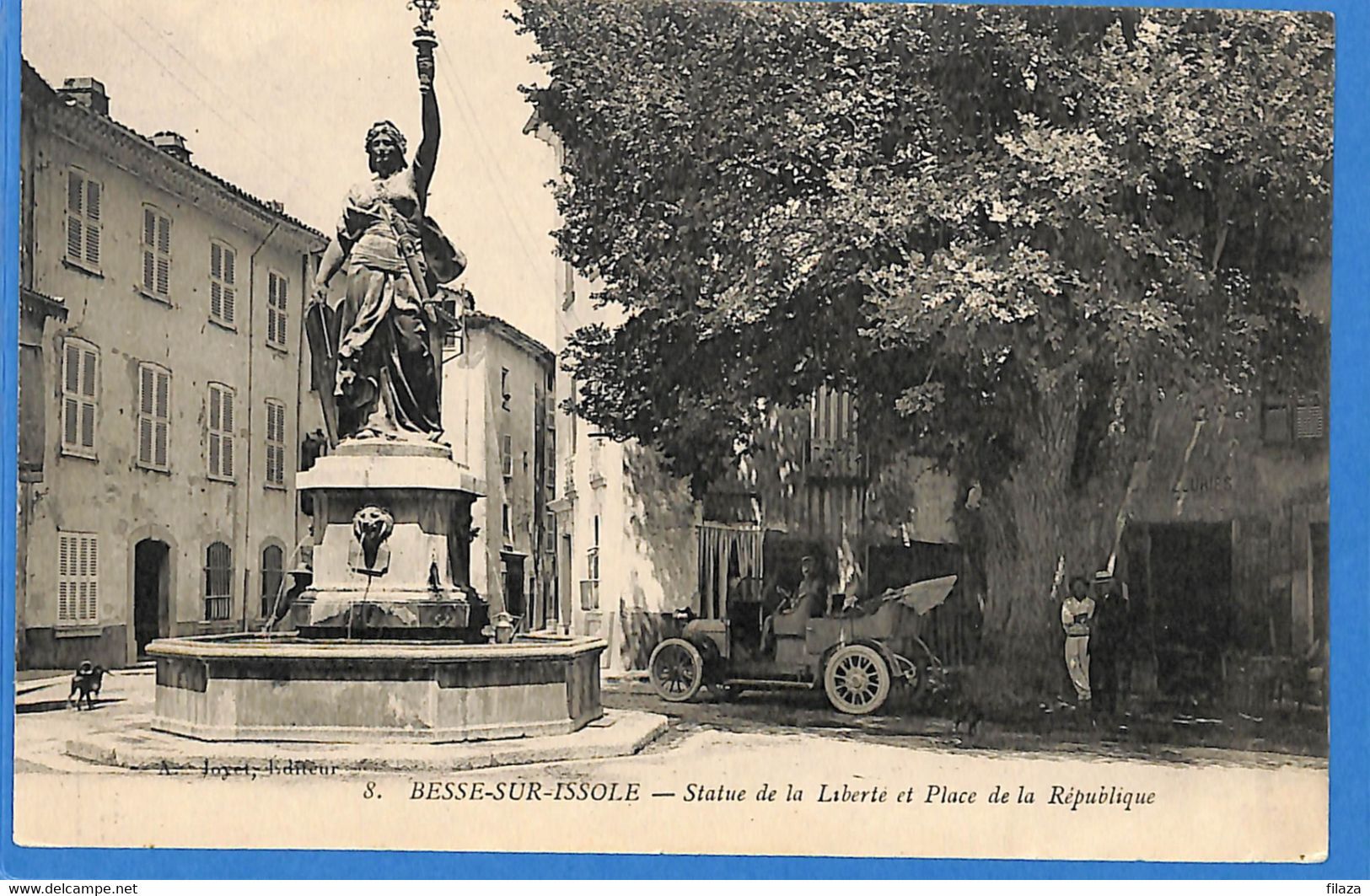 83 - Var - Besse Sur Issole - Statue De La Liberte Et Place De La Republique   (N3948) - Besse-sur-Issole