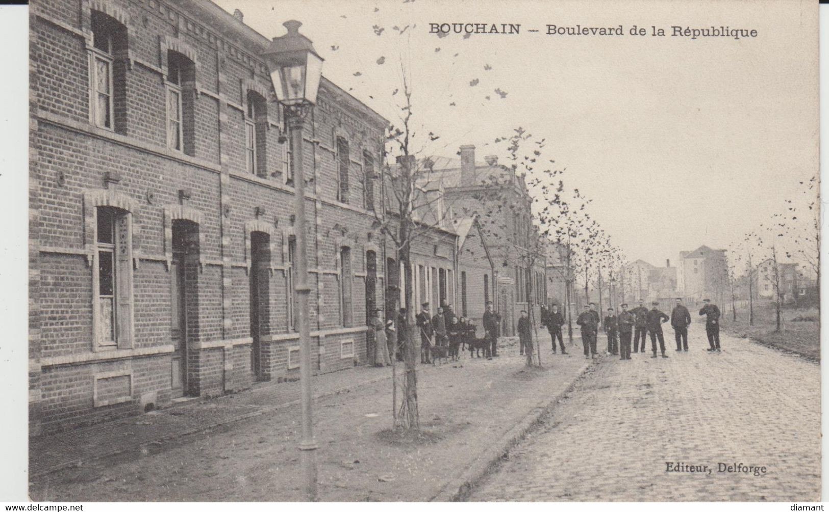 BOUCHAIN (59) - Boulevard De La République - Bon état - Bouchain