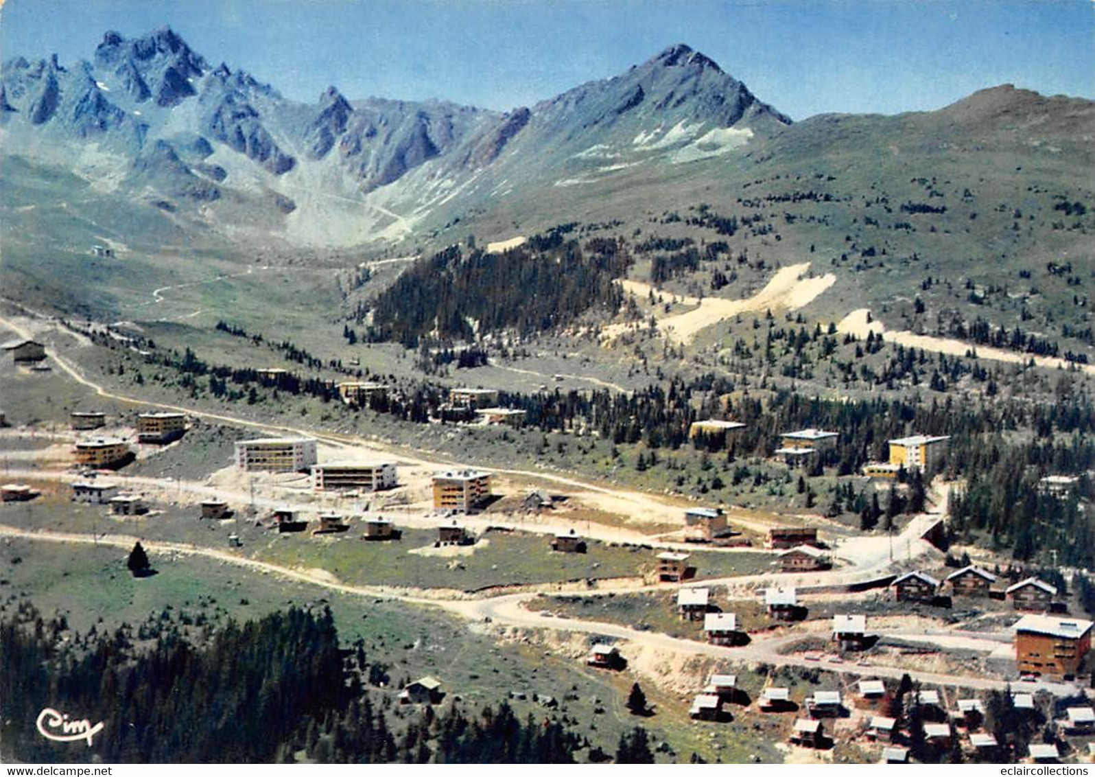 Courchevel       73       Vue Générale Aérienne. Le Jardin Alpin     10x15      (voir Scan) - Courchevel