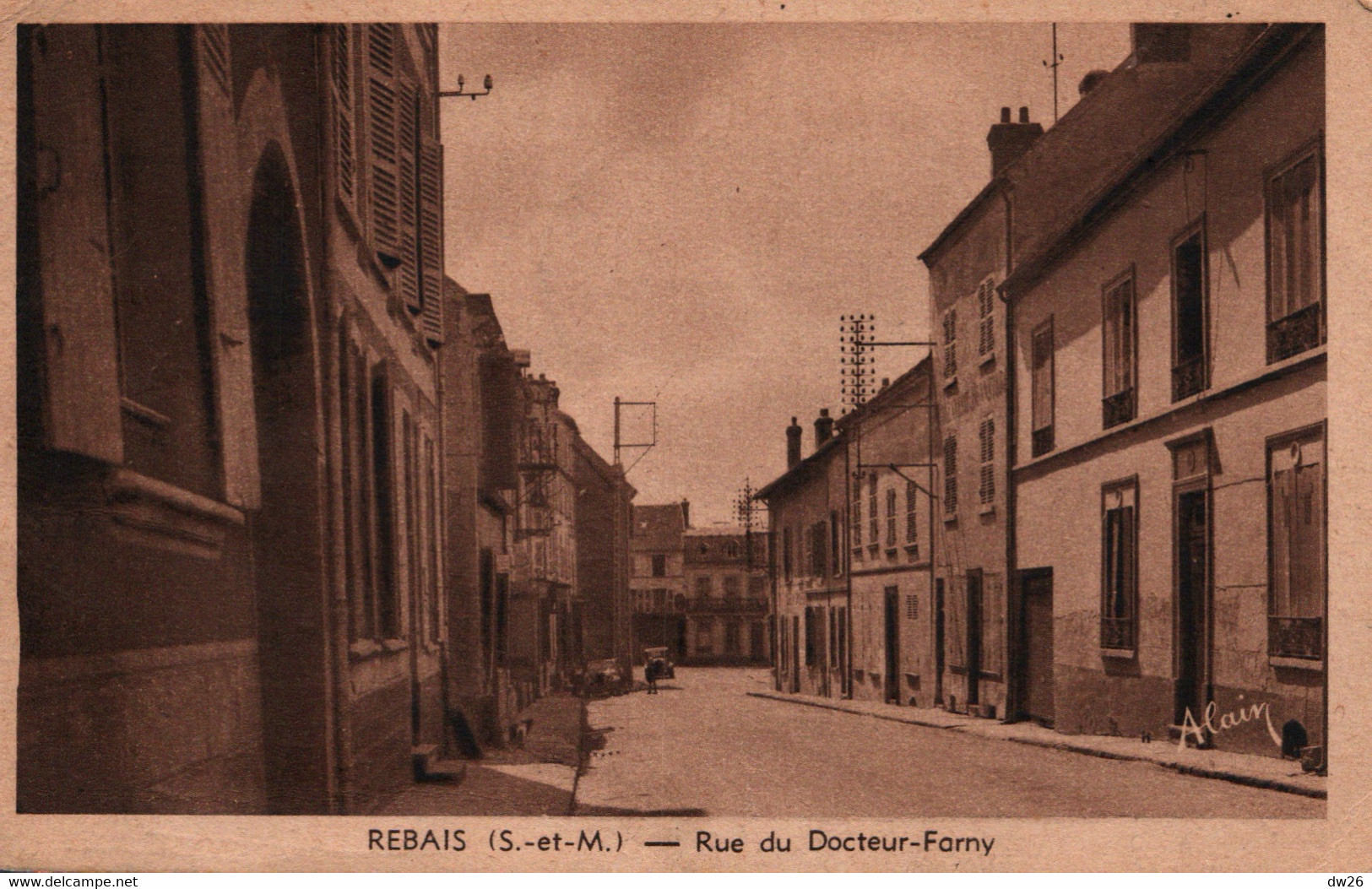 Rebais (Seine-et-Marne) Rue Du Docteur Farny - Edition Alain - Carte Sépia De 1954 - Rebais