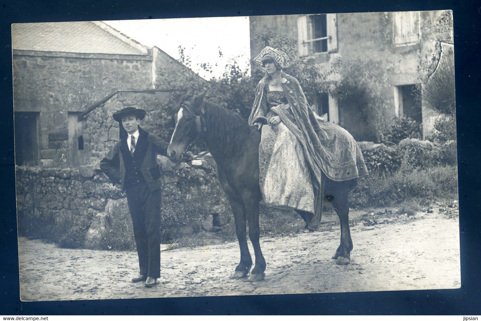 Cpa Carte Photo En Bretagne Mariée Départ Pour La Noce    AVR20-07 - Bretagne