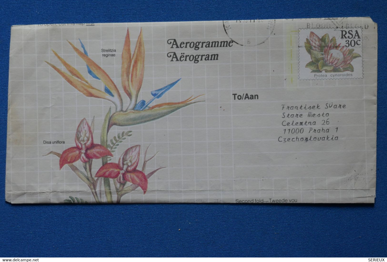 O9 AFRIQUE SUD BELLE LETTRE AEROGRAMME 1988 CAPE TOWN POUR PRAGUE + AFFRANCHISSEMENT PLAISANT - Covers & Documents