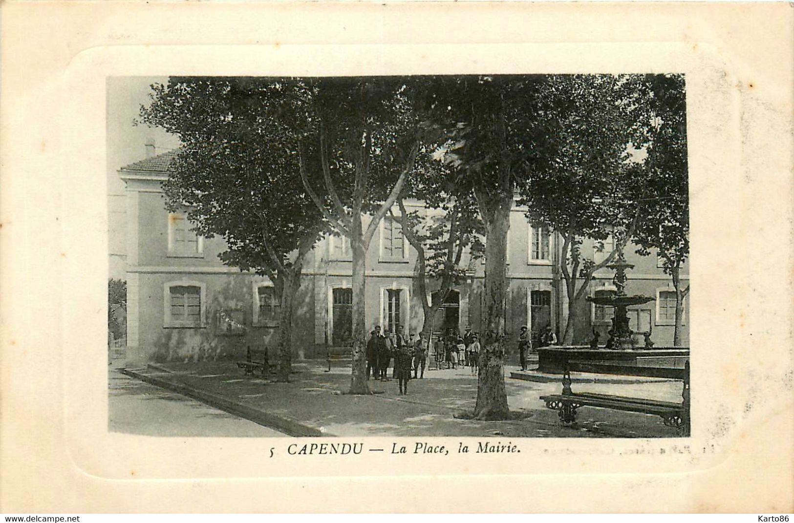 Capendu * La Place Et La Mairie * Hôtel De Ville - Capendu