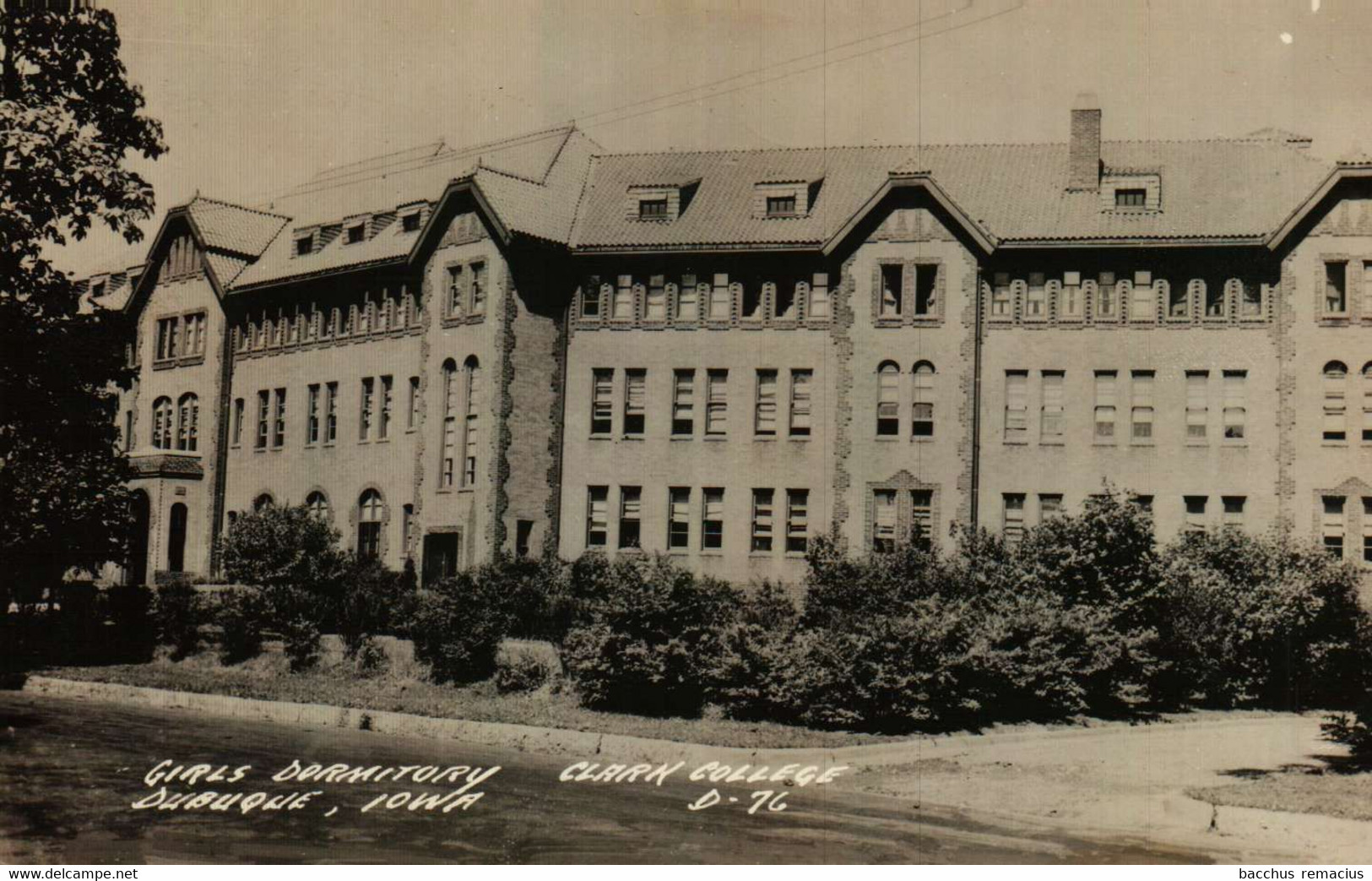 DUBUQUE  Iowa  Girls Dormitory  Clark College D-76 - Dubuque