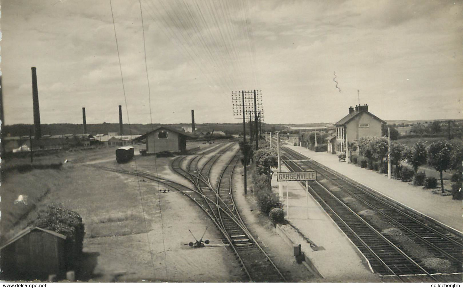 / CPSM FRANCE 78 "Gargenville, La Gare" - Gargenville