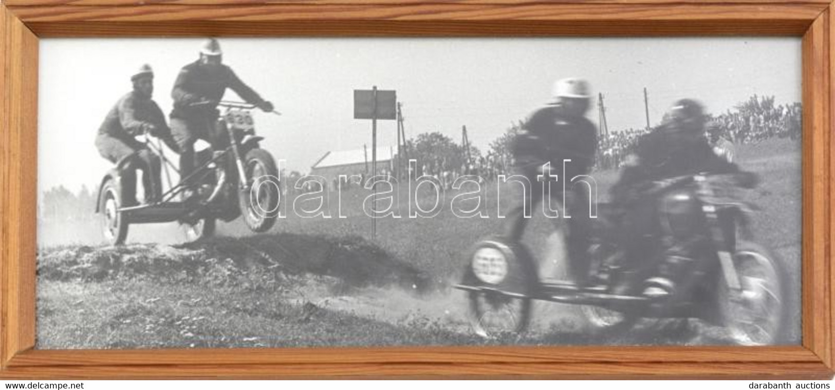 Domonkos Tibor: Motorverseny. Vintage Művészi Fotó A Művész Hagyatékából. Üvegezett Keretben. 10x22 Cm - Andere & Zonder Classificatie