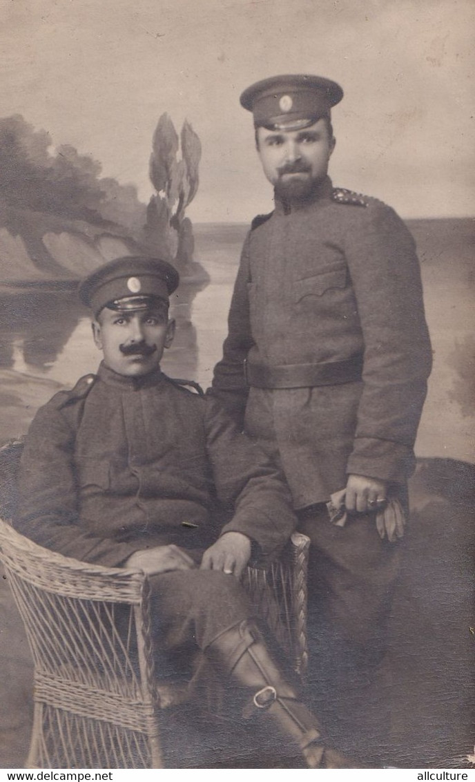 A2106-  BULGARIAN SOLDIER AND LIEUTENANT  PHOTO ARMY MILITARY 1916 BULGARIA WW1 POSTCARD - Weltkrieg 1939-45