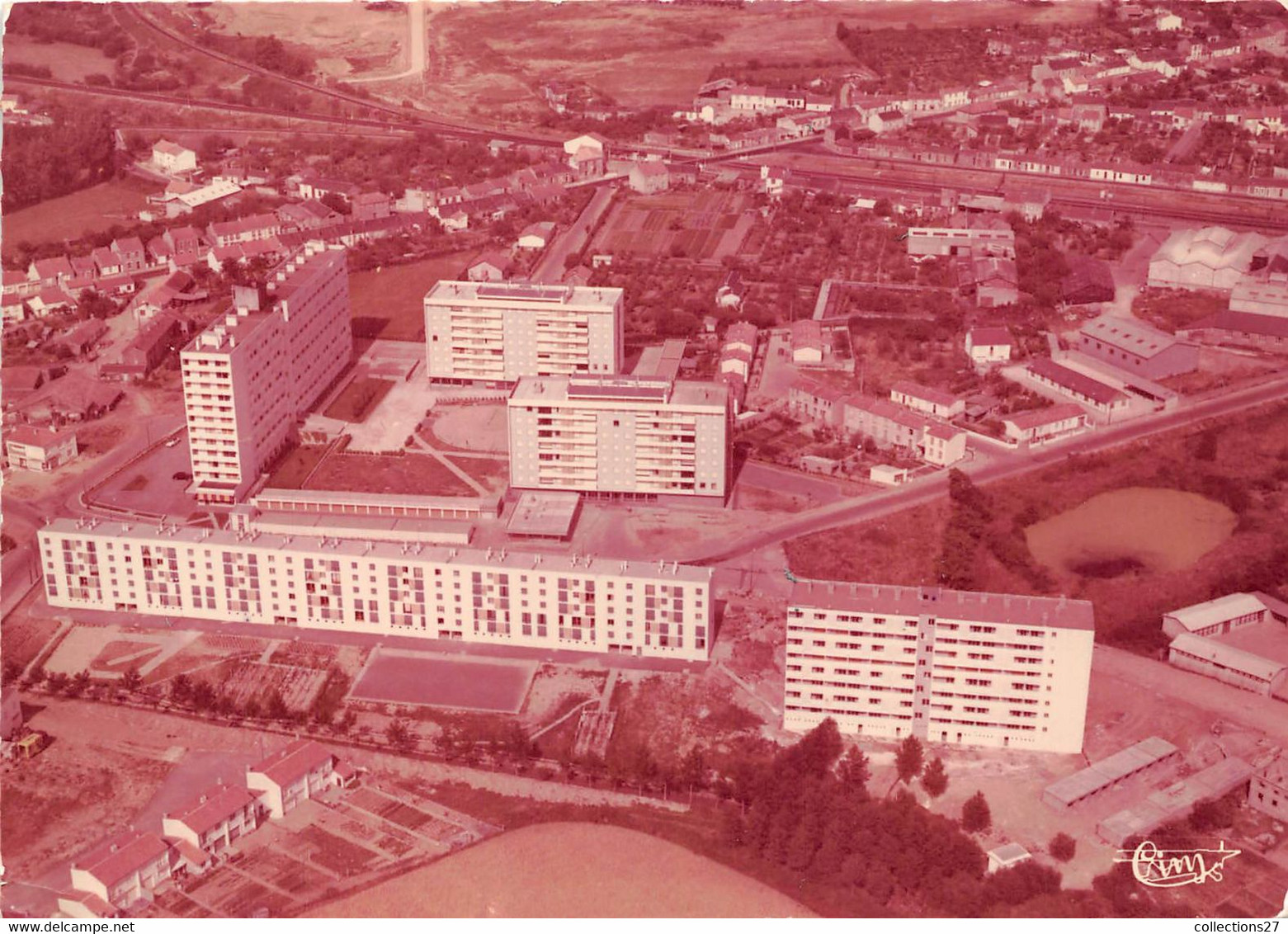 85-LA-ROCHE-SUR-YON- LA CITE HLM DES FORGES ET BATICOOP - La Roche Sur Yon