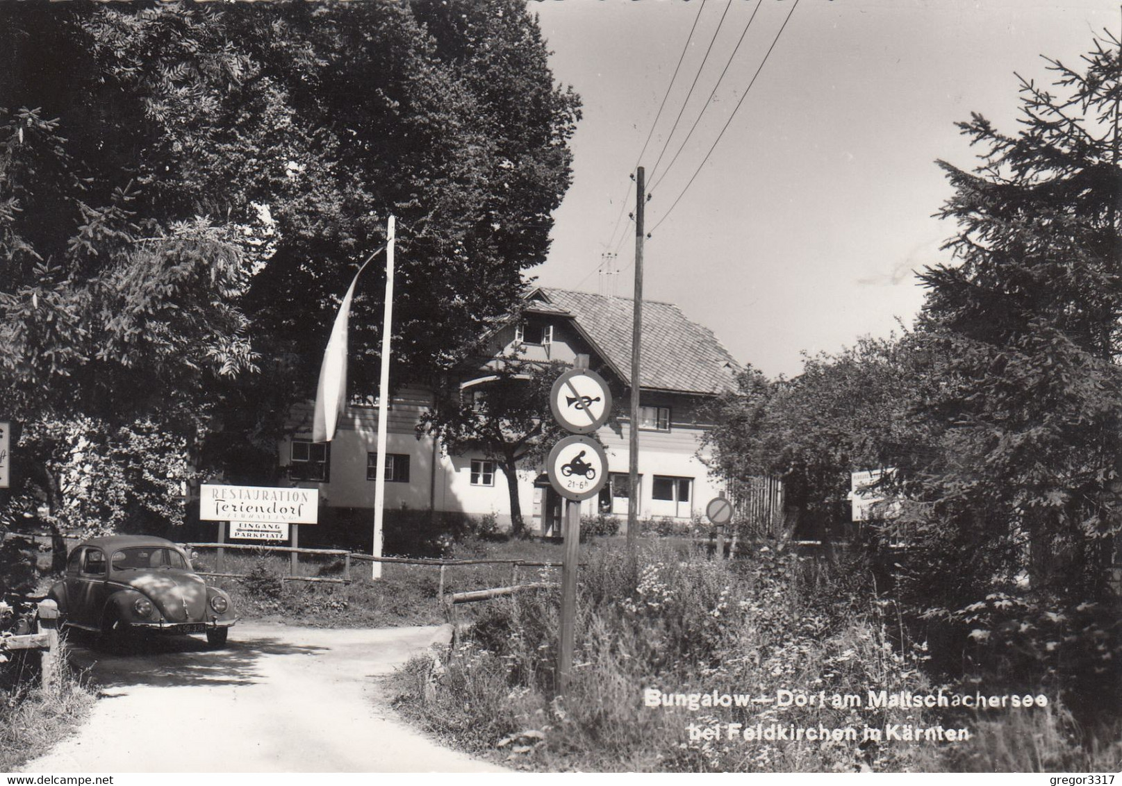 2174) Bungalow Dorf Am MALTSCHACHERSEE - Bei FELDKIRCHEN - Kärnten Mit Altem AUTO U. Verkehrstafeln TOP !! - Feldkirchen In Kärnten