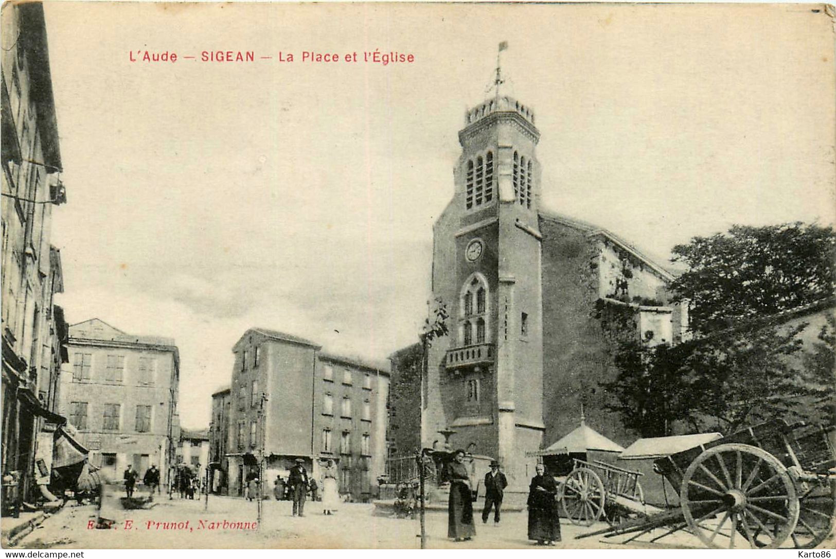 Sigean * La Place De L'église - Sigean