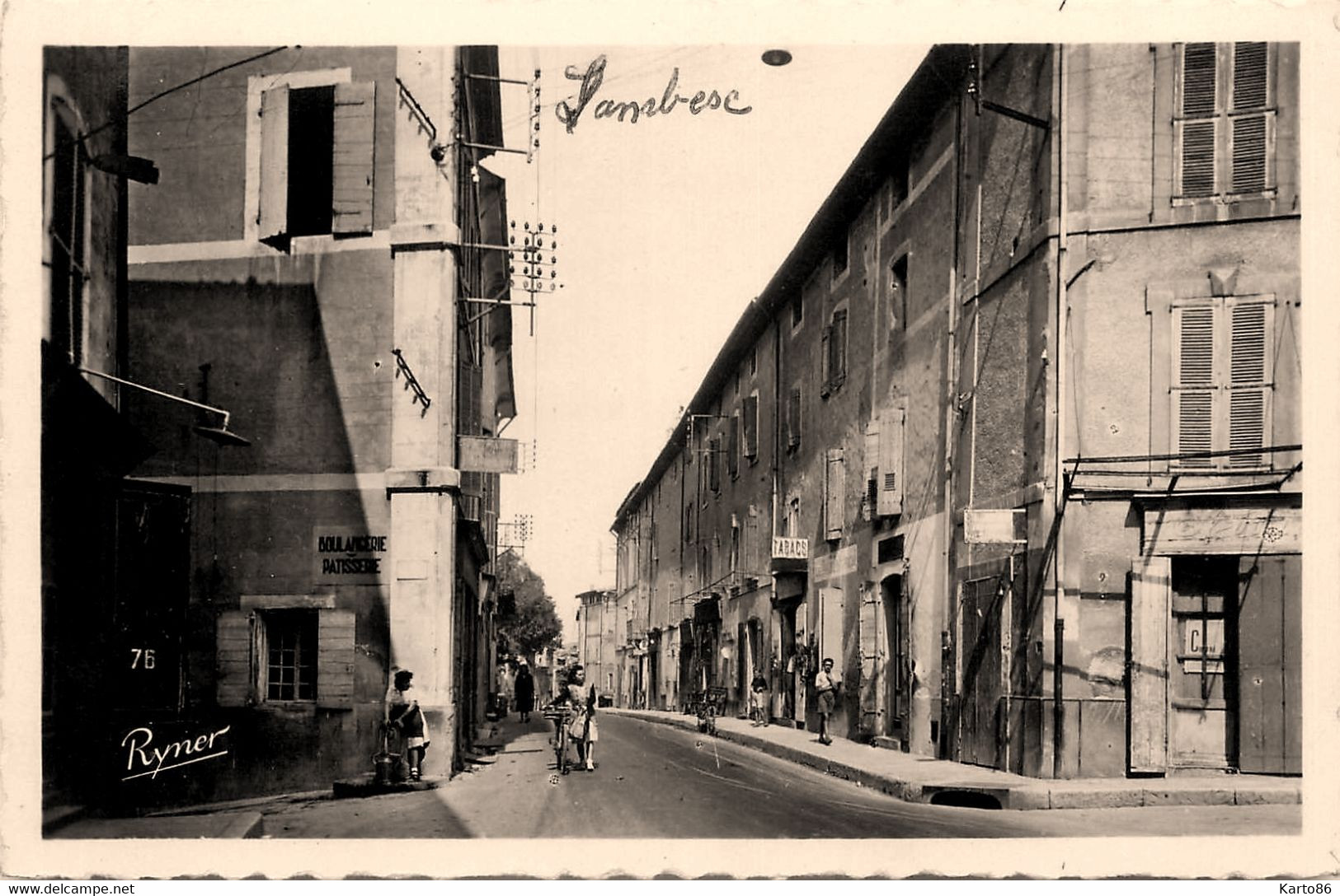 Lambesc * Une Rue De La Commune * Débit De Tabac Tabacs * Boulangerie Patisserie - Lambesc