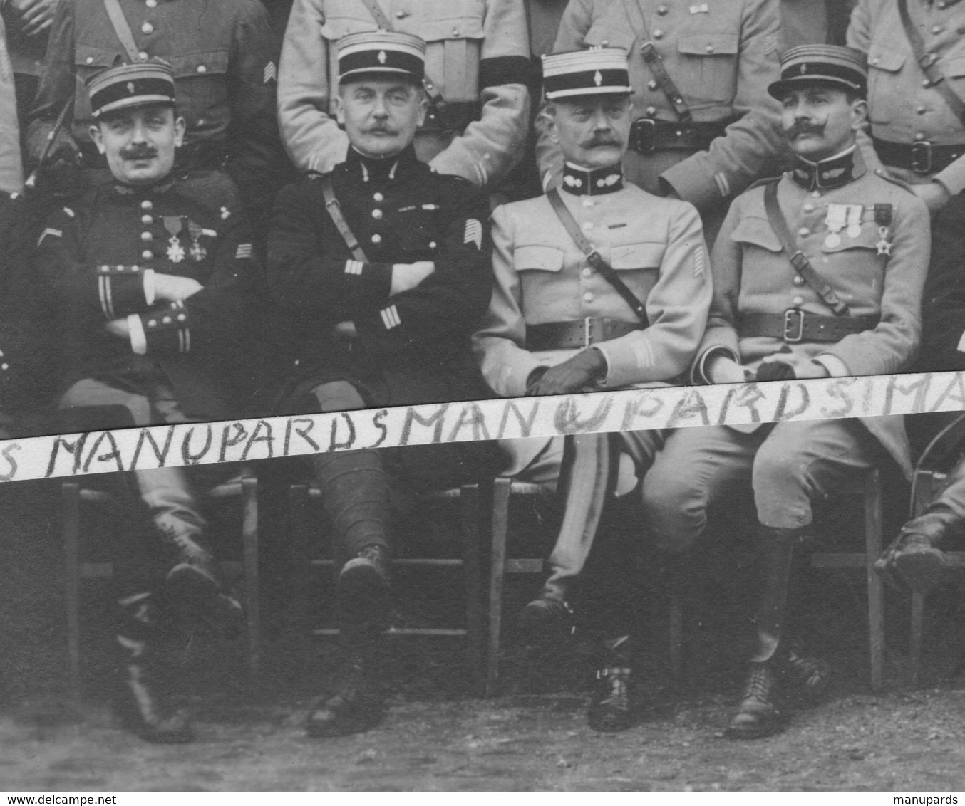 1918 - 1930 / CARTE PHOTO / GENDARMES / OFFICIERS / GENDARMERIE / GENDARME - Guerra, Militari