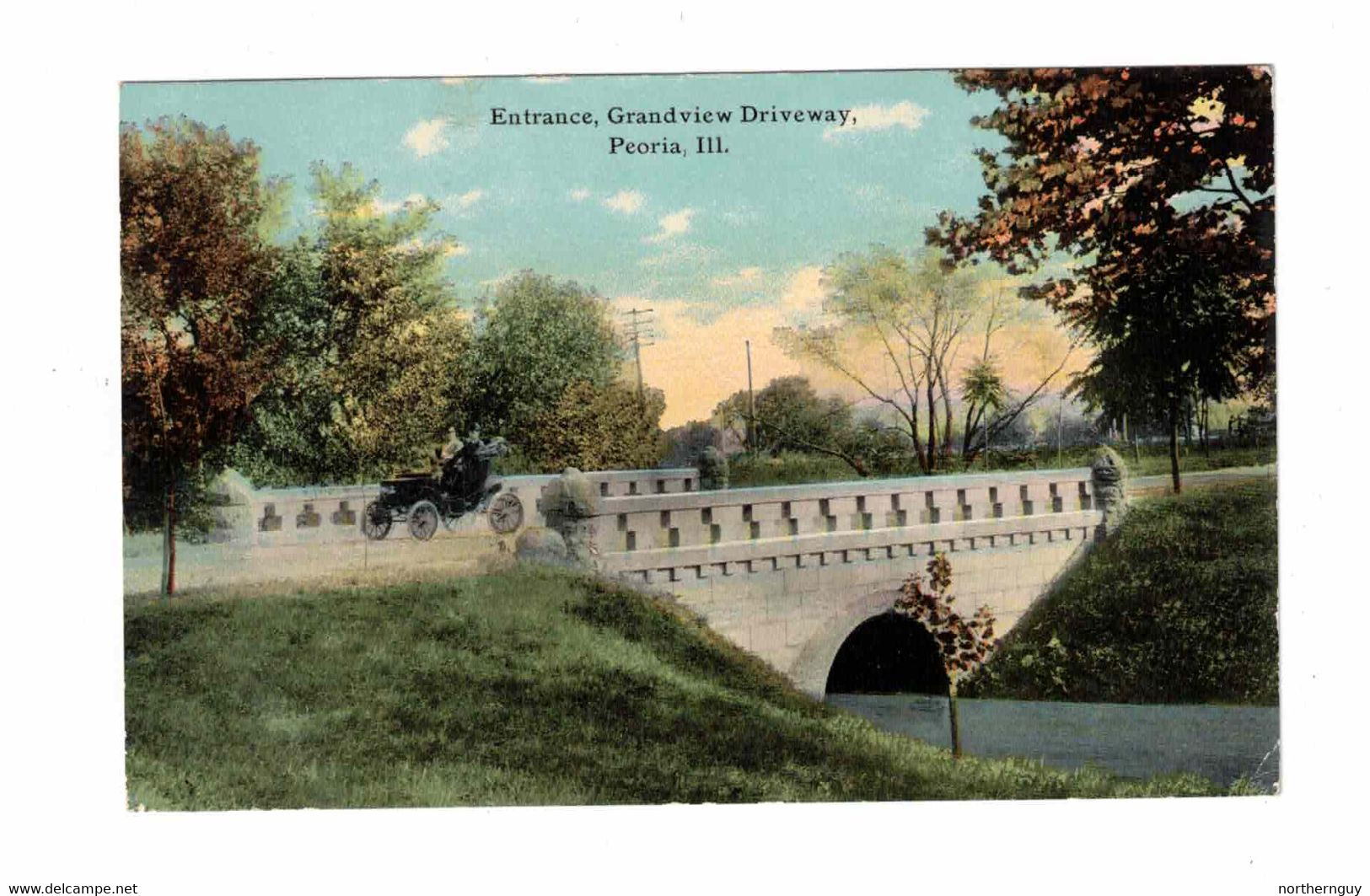 Peoria, Illinois, USA, "Entrance, Grandview Driveway, Peoria, ILL" Pre-1915 Postcard, Old Car - Peoria