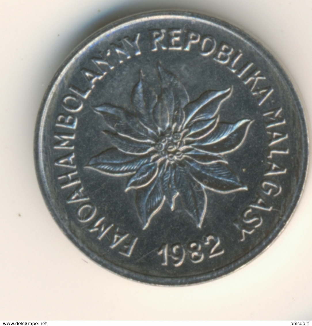 MADAGASCAR 1982: 1 Franc, KM 8 - Madagaskar