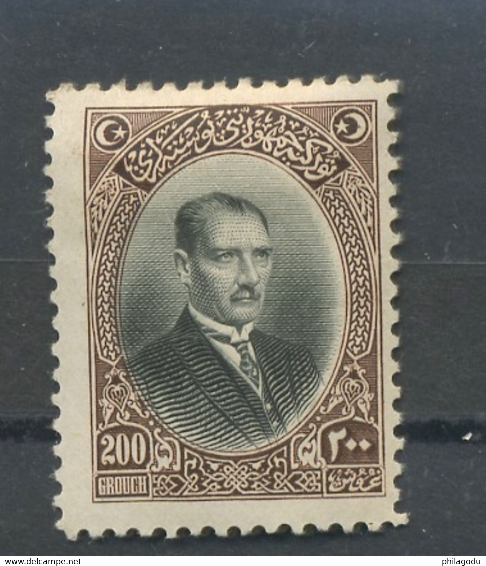 1926. 200 Gr. Mustapha Kamal Pacha. Yv. 708 * C:110,-€ - Nuevos