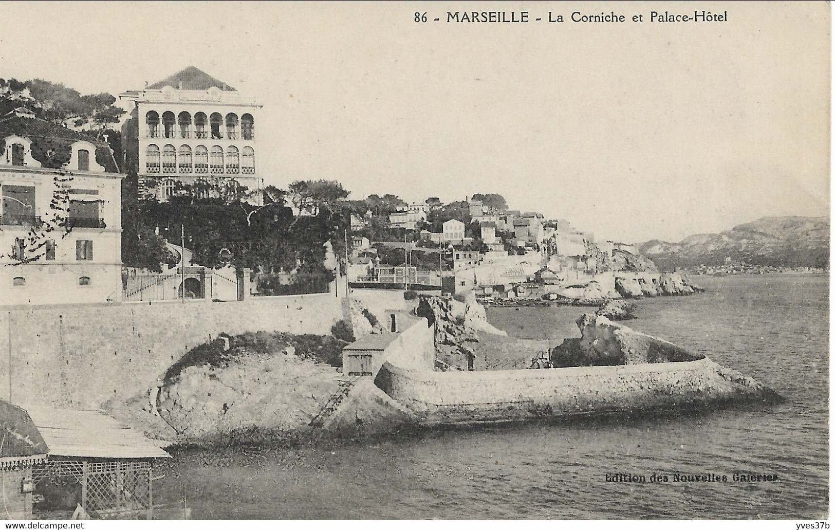 MARSEILLE - La Corniche  Et Palace-Hôtel - Endoume, Roucas, Corniche, Spiaggia