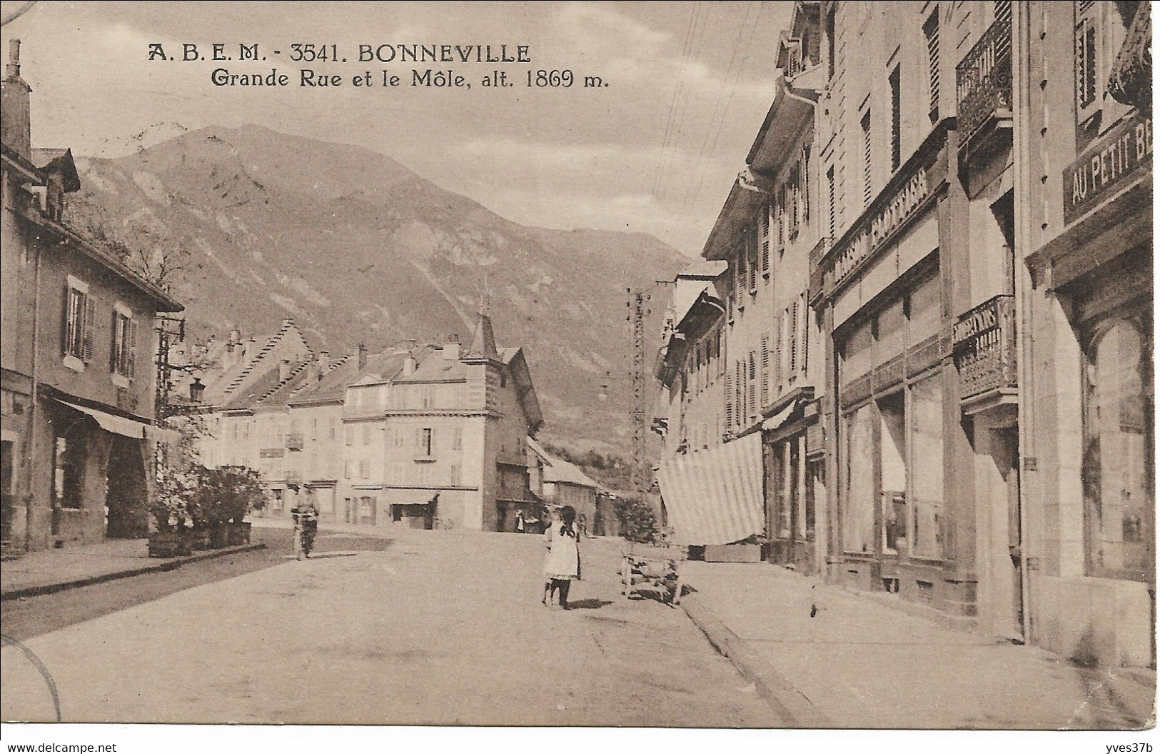 BONNEVILLE - Grande Rue Et Le Môle - Bonneville