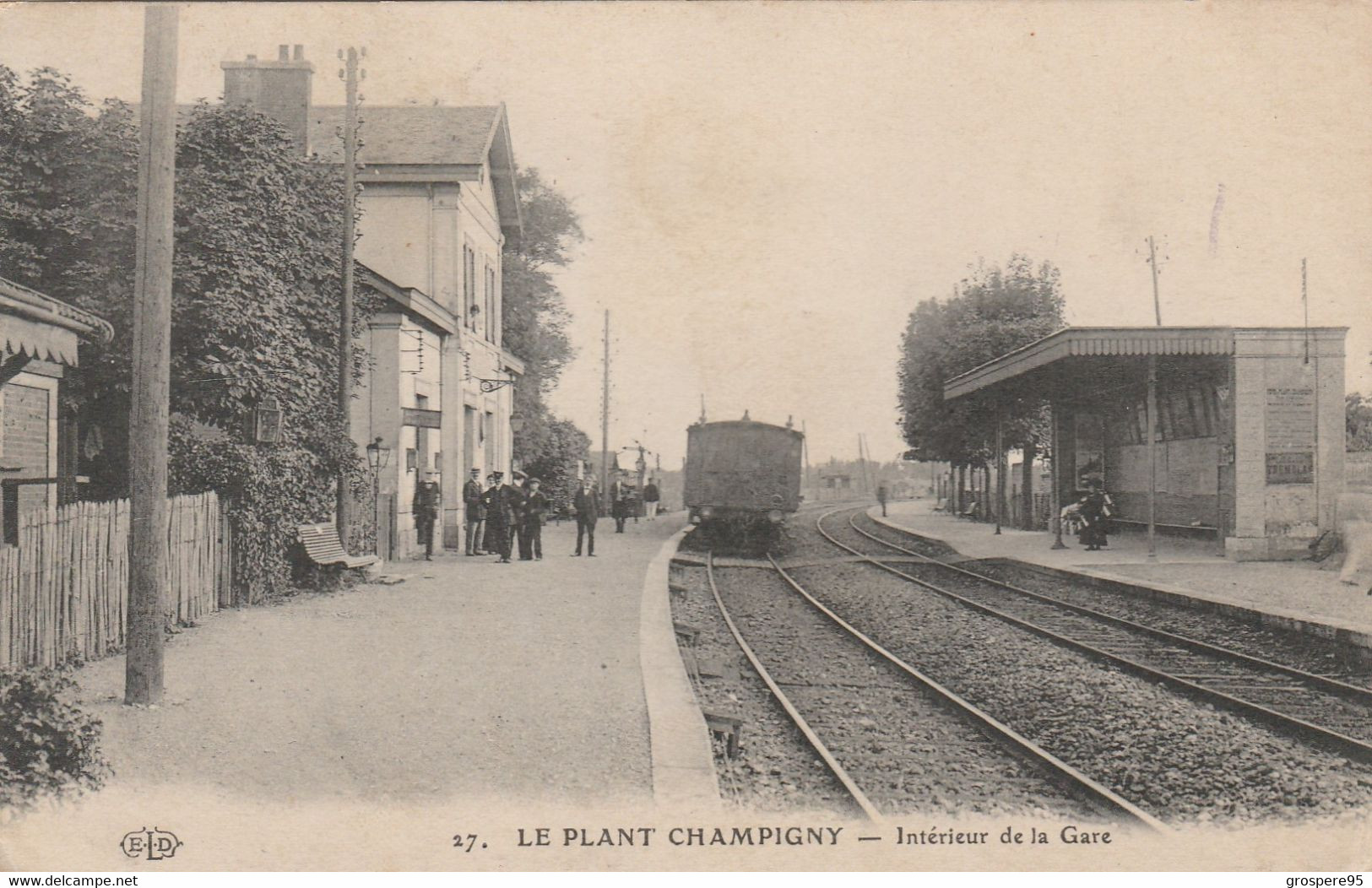 LE PLANT CHAMPIGNY INTERIEUR GARE PEU COURANTE 1915 - Autres & Non Classés