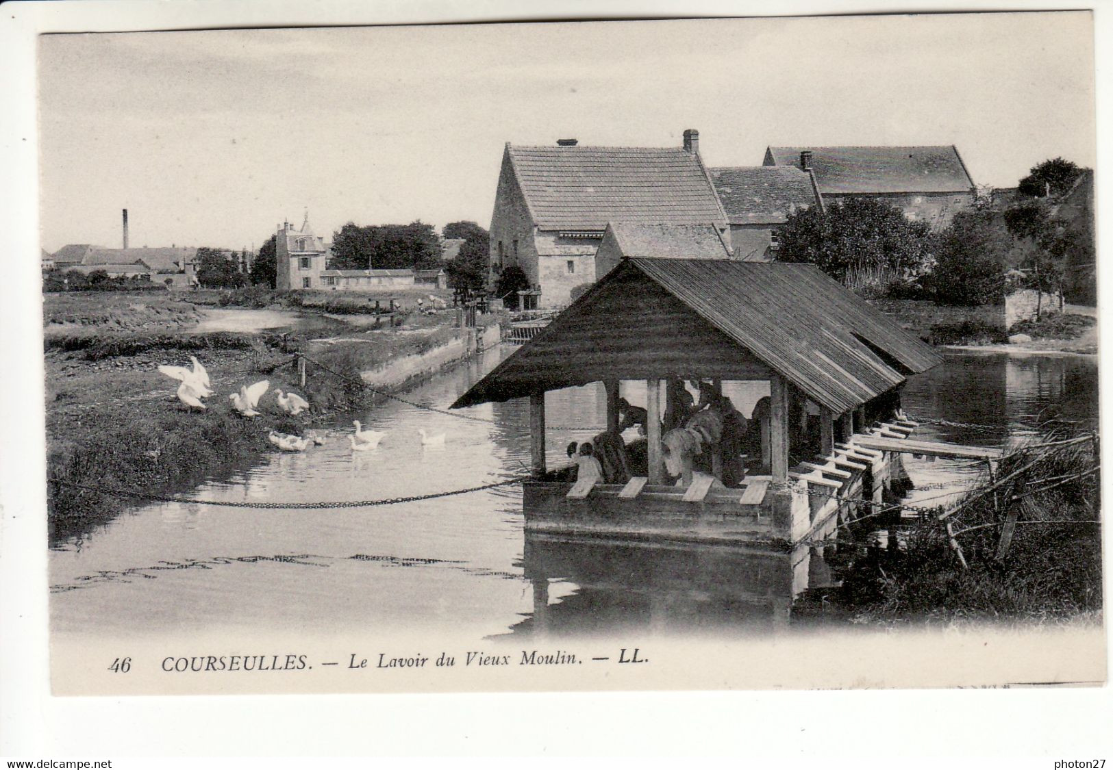 Courseulles Sur Mer - Le Lavoir Du Vieux Moulin - Courseulles-sur-Mer