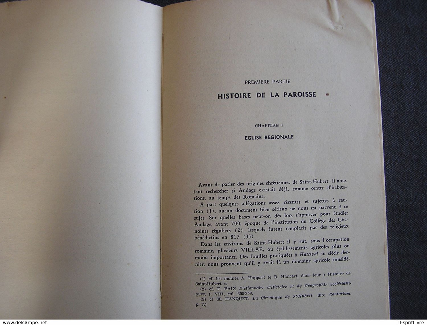 ETUDES SUR SAINT HUBERT EN ARDENNE ET SON ANCIENNE PAROISSE Léon Hector 1956 Regionalisme Eglise Ecole Abbaye Commerce - Belgique