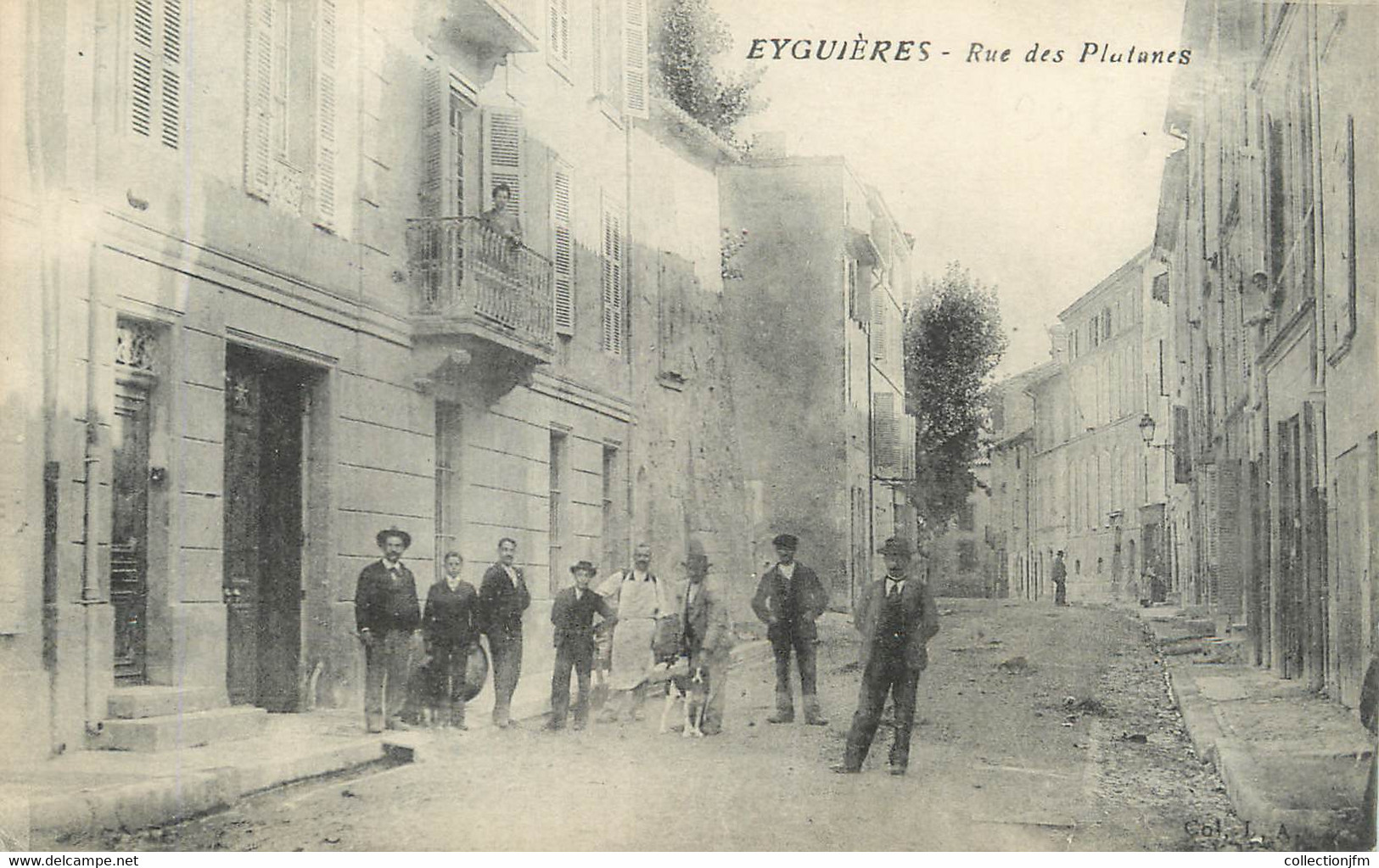 / CPA FRANCE 13 "Eyguières, Rue Des Platanes" - Eyguieres